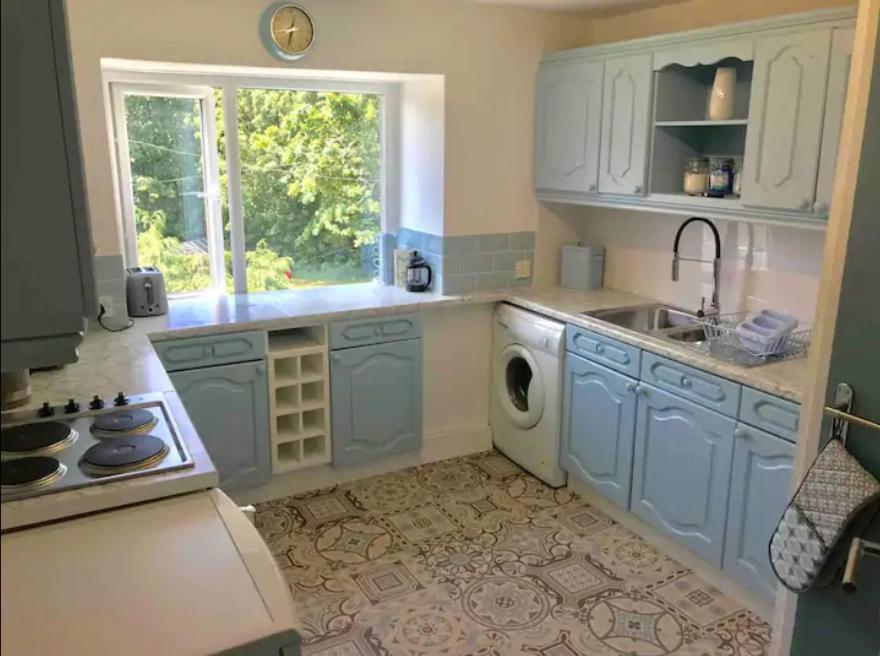 A Woodland Retreat - Apartment In Converted Mill Helston Kültér fotó